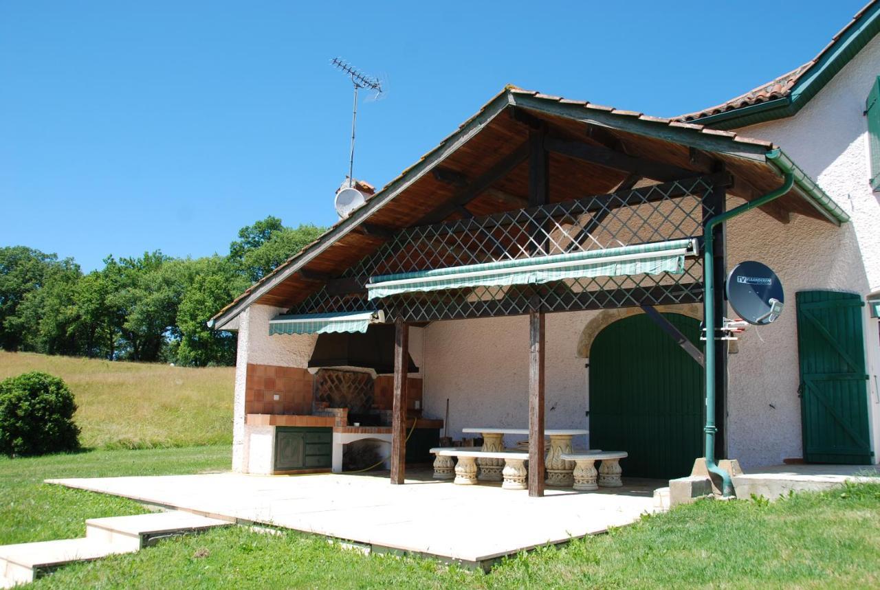 Bed and Breakfast Domaine Sainte Barthe à Aignan Extérieur photo
