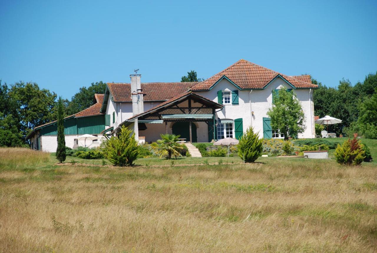 Bed and Breakfast Domaine Sainte Barthe à Aignan Extérieur photo